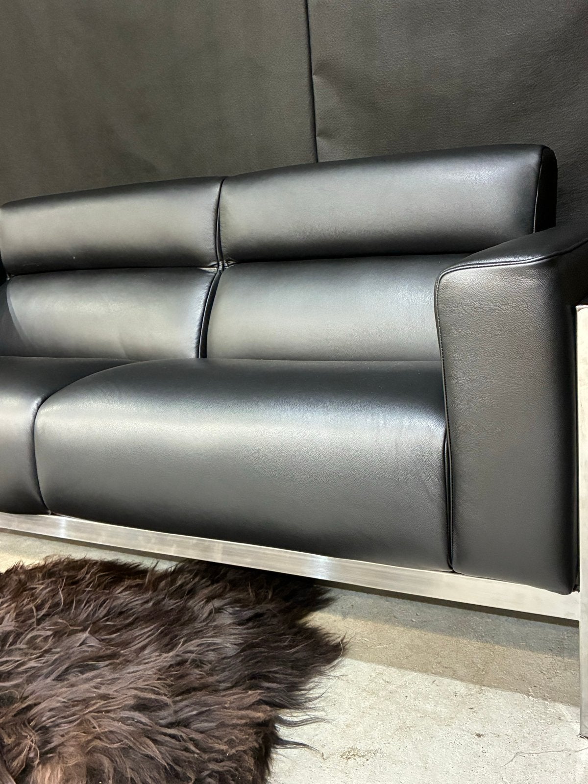 Harvink Forum 2-zits bank - Nieuw Zwart leer, RVS frame, Ophalen