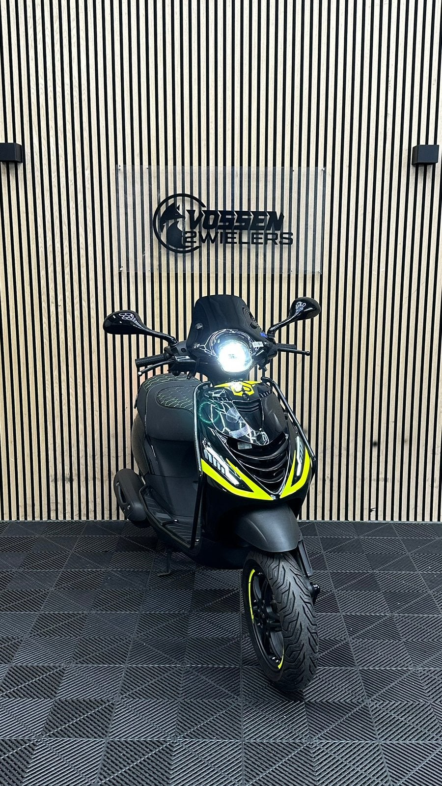 Piaggio Zip Sp | Black & Fluor Yellow | 2020 | 4.800 KM