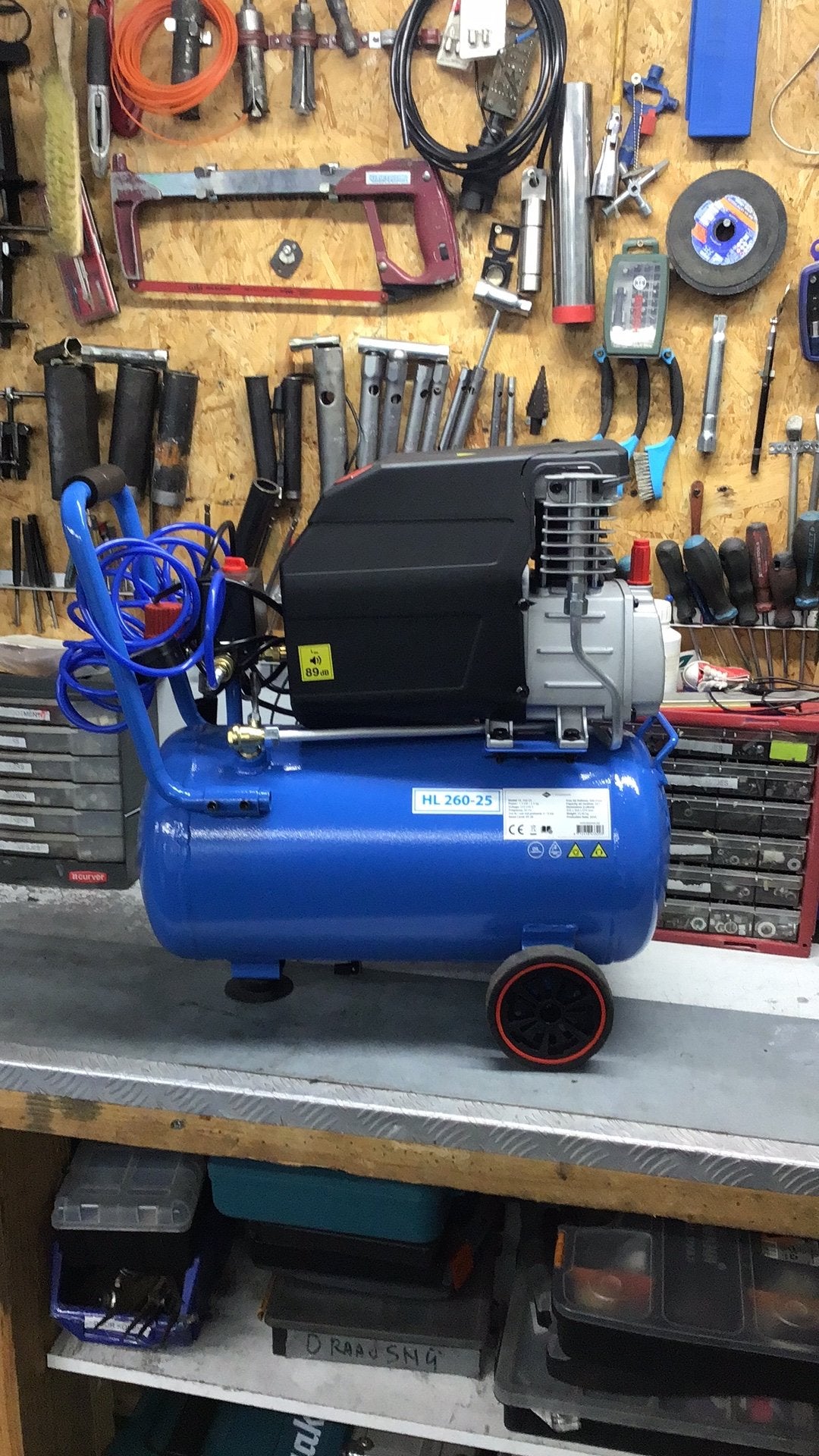 Airpress compressor, Ophalen, 6 tot 10 bar, Nieuw, 25 tot 100 liter