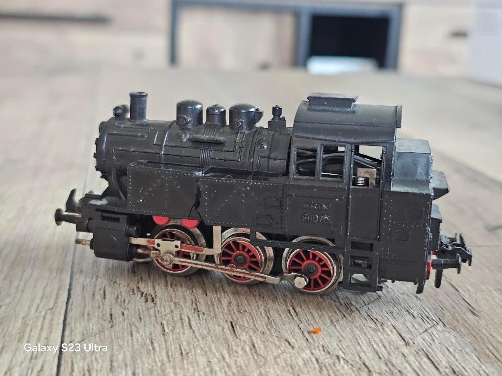 Modeltrein TRIX-EXPRESS 3 railsysteem lokomotief BR-80 €8.99, Hobby en Vrije tijd, Modeltreinen | H0, Gebruikt, Trix, Ophalen of Verzenden