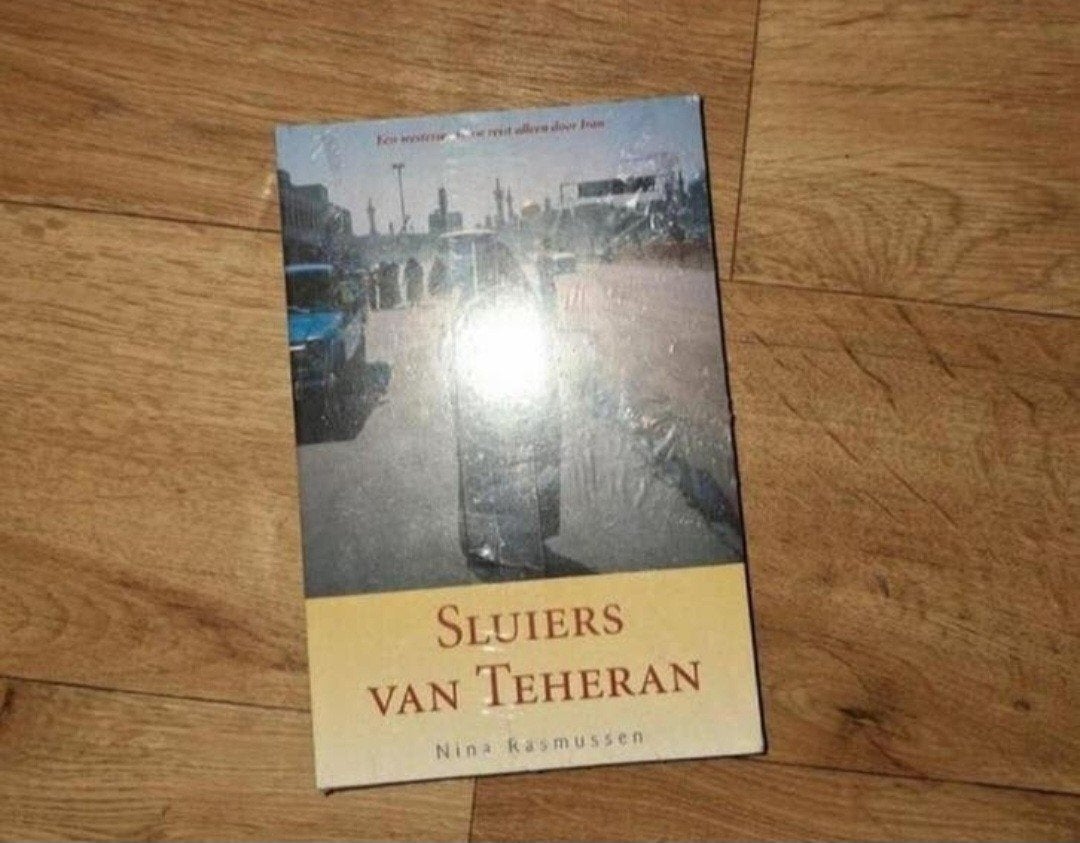 Sluipers van Teheran & Een huis in Italië - Boeken, Boeken, Ophalen of Verzenden, Nieuw, Nina Rasmussen, Lisa St. Aubin de Terán