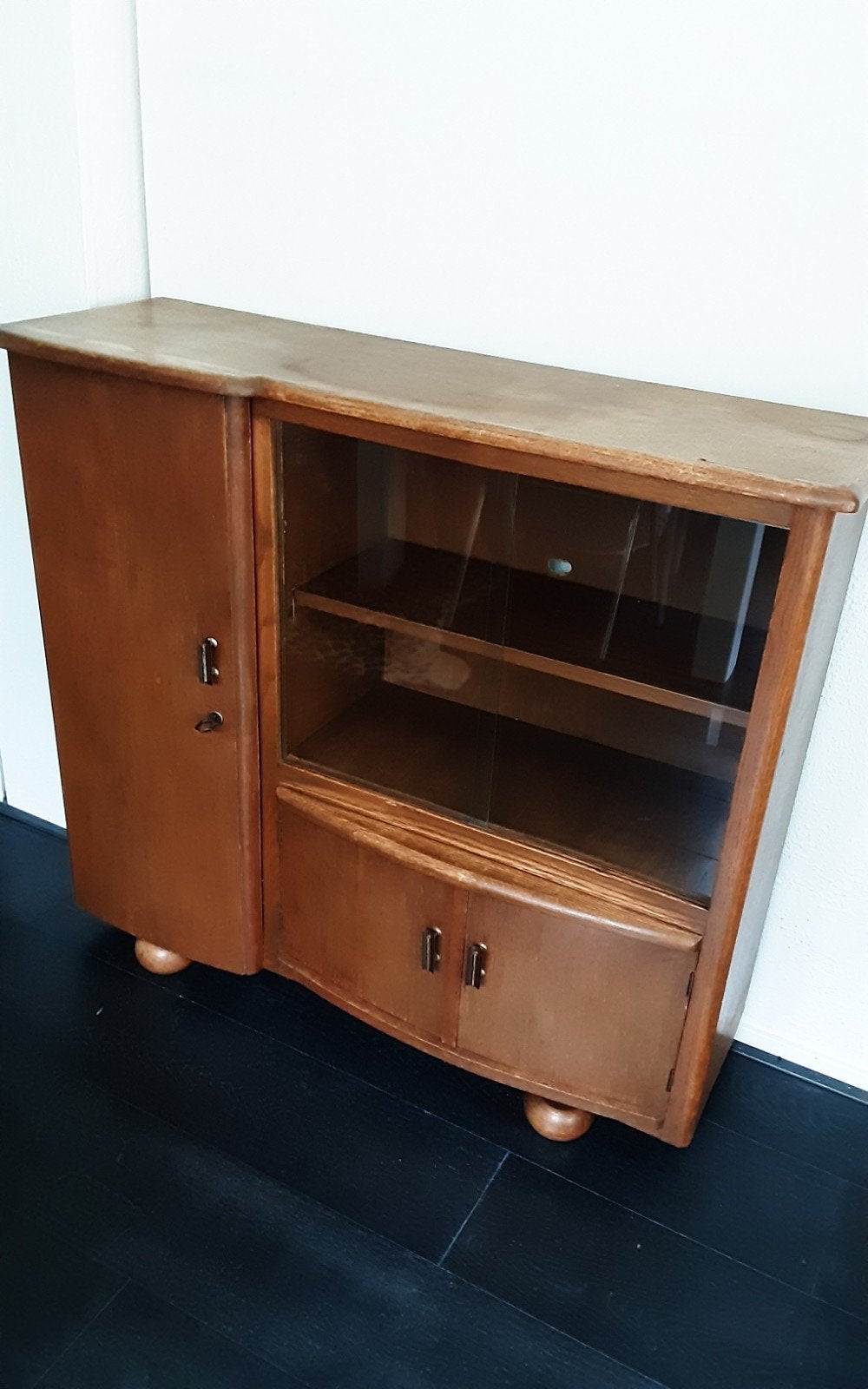 Vintage Amsterdamse School Art Deco dressoir vitrinekast, Ophalen, Gebruikt, 100 tot 150 cm, 100 tot 150 cm