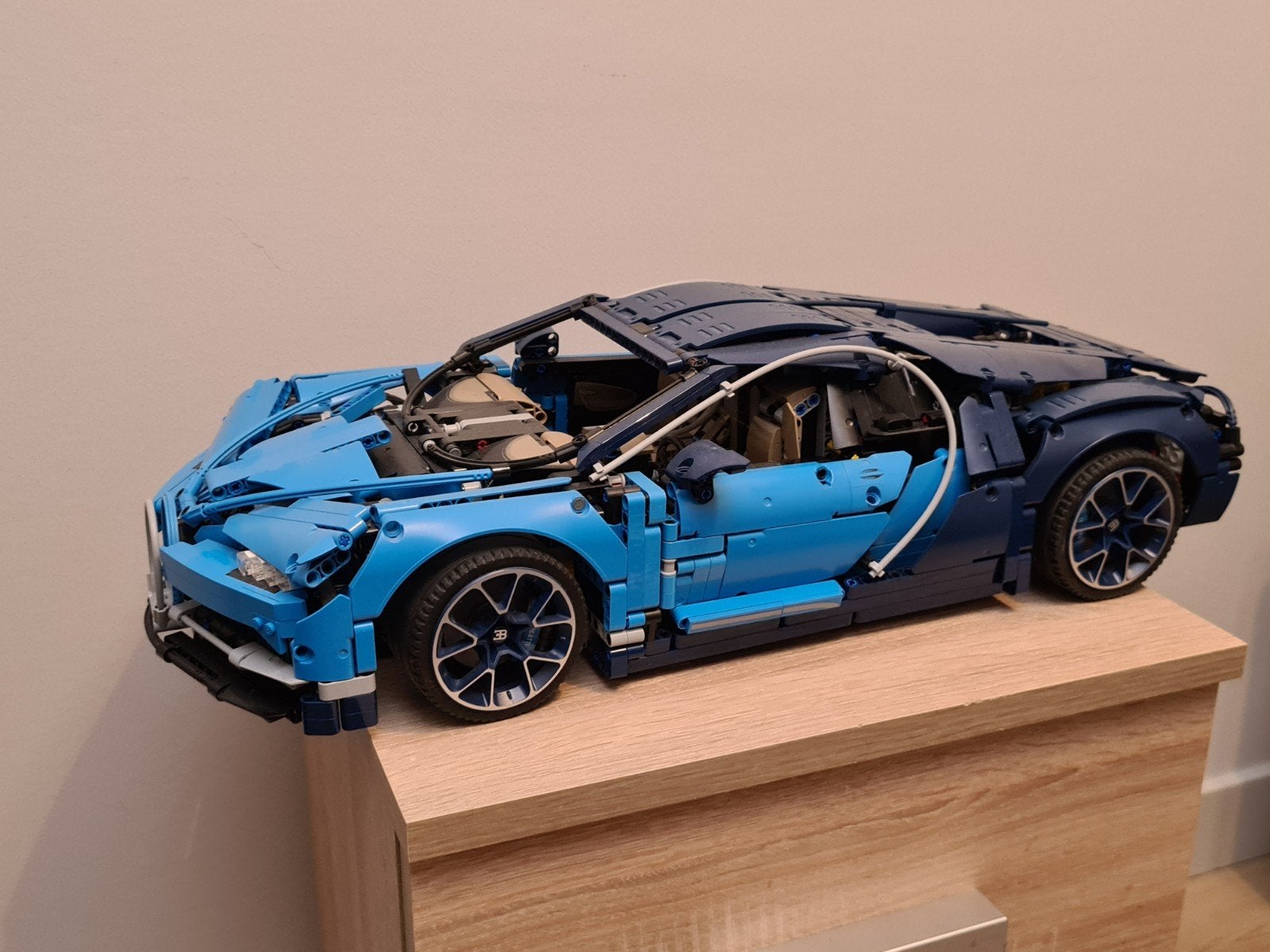 Lego Bugatti 42083, Ophalen of Verzenden, Zo goed als nieuw