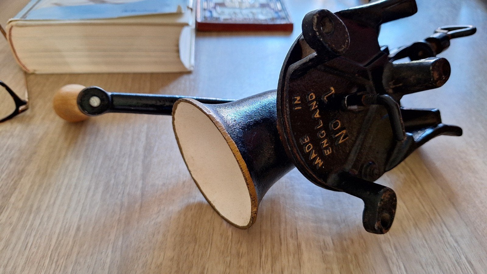 Oude koffiemolen DE, Ophalen
