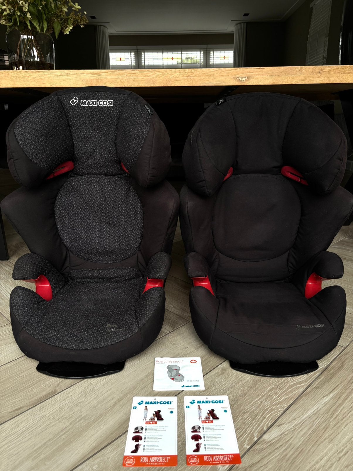 2x Maxi-Cosi Rodi AirProtect autostoel - Zwart, Kinderen en Baby's, Autostoeltjes, Ophalen, Autogordel, 15 t/m 36 kg, Afneembare rugleuning