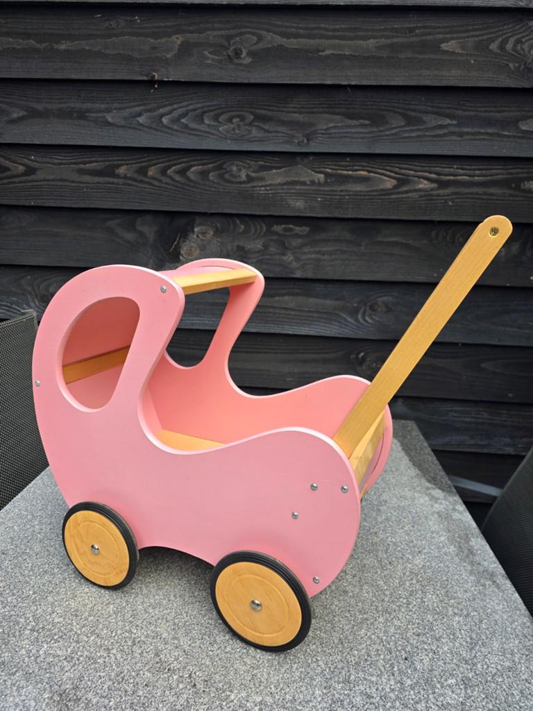 Houten poppenwagen, Kinderen en Baby's, Speelgoed | Houten speelgoed, Ophalen of Verzenden, Zo goed als nieuw, Duw- of Trekspeelgoed