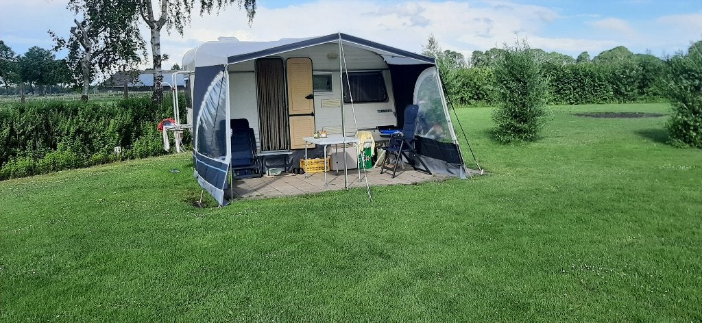 Caravan Home-Car 382, Treinzit, 750 - 1000 kg, Particulier, Tot en met 4