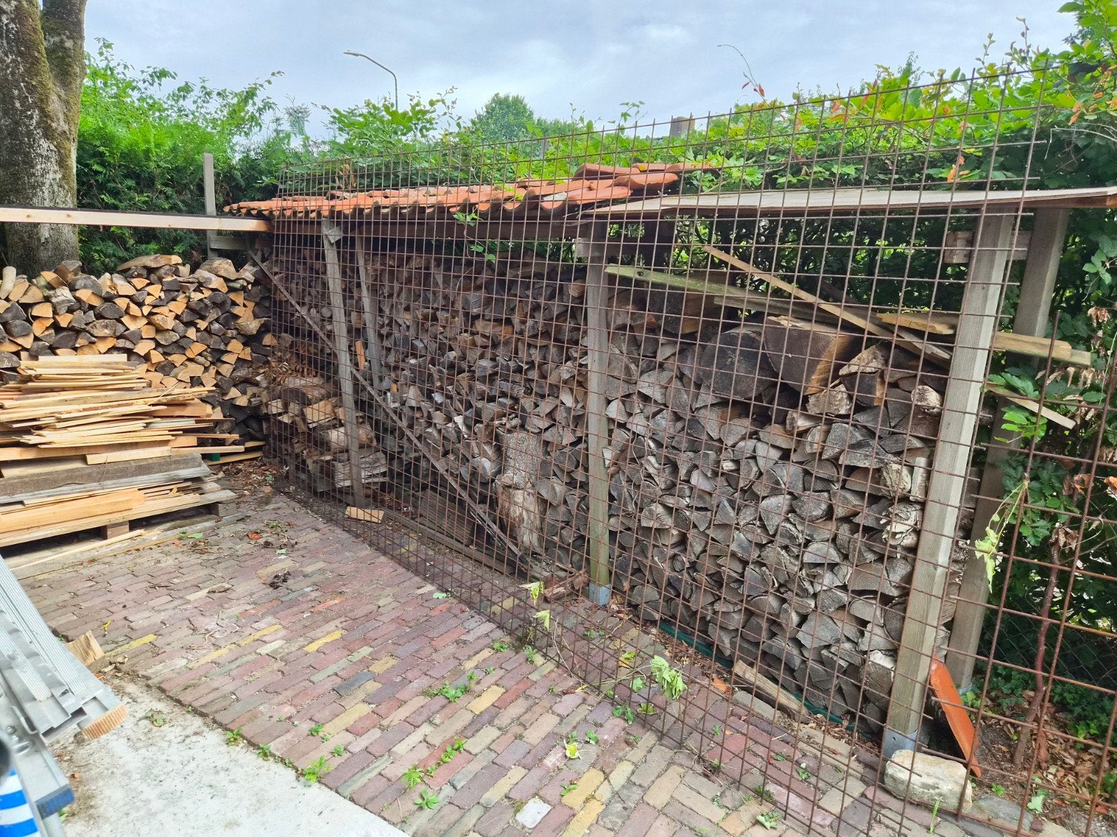 Betonmat 4x2 meter met rasters van 7,5cm, Doe-het-zelf en Verbouw, Ophalen of Verzenden, Gebruikt, 250 mm of meer, Overige typen