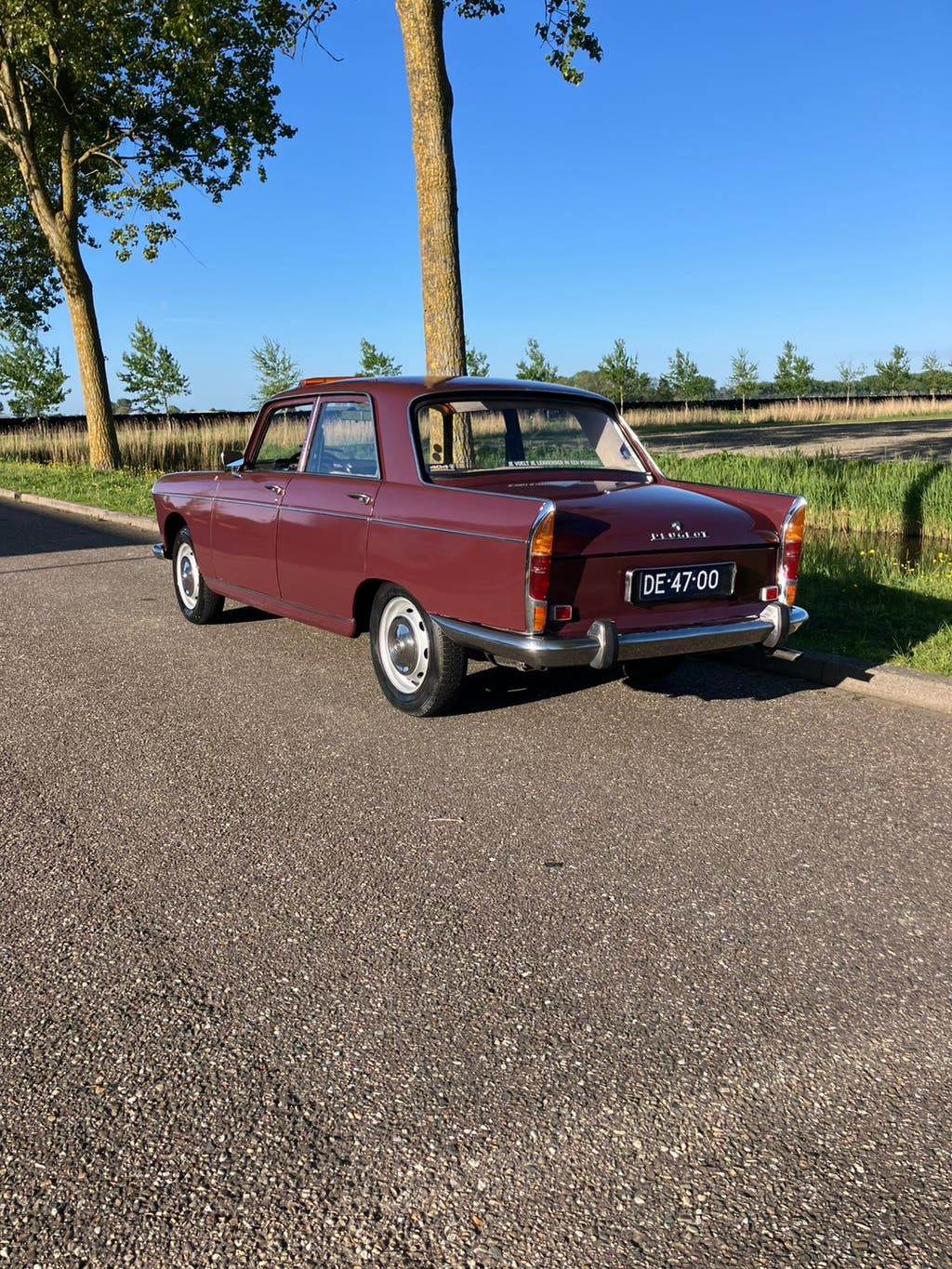 Peugeot 404 1.6 1967 Rood Oldtimer !!, foto 4
