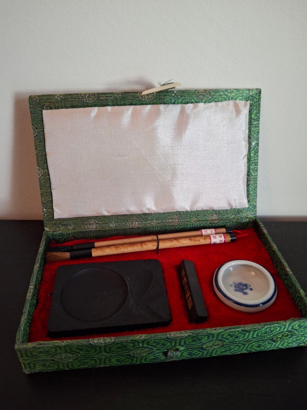 Chinese Kalligrafie Set in Zijden Doos, Antiek en Kunst, Ophalen of Verzenden