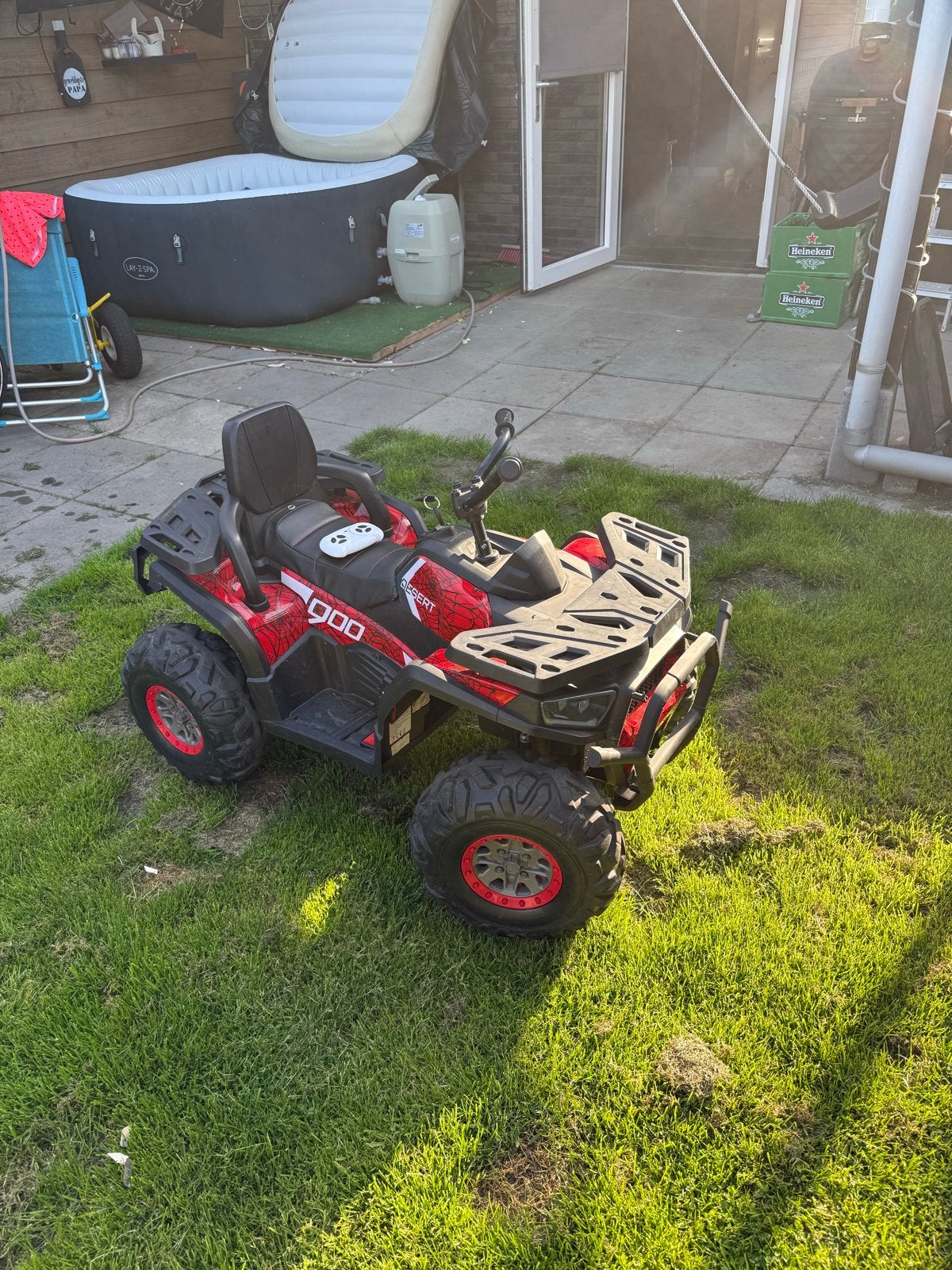 Elektrische kinderquad met afstandsbediening, Ophalen of Verzenden, Gebruikt