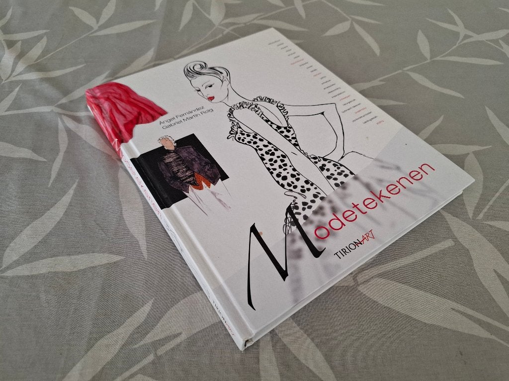 MODETEKENEN - Fernandez / Roig (MODE), Boeken, Fernandez / Roig, Studie en Technieken, Ophalen of Verzenden, Zo goed als nieuw