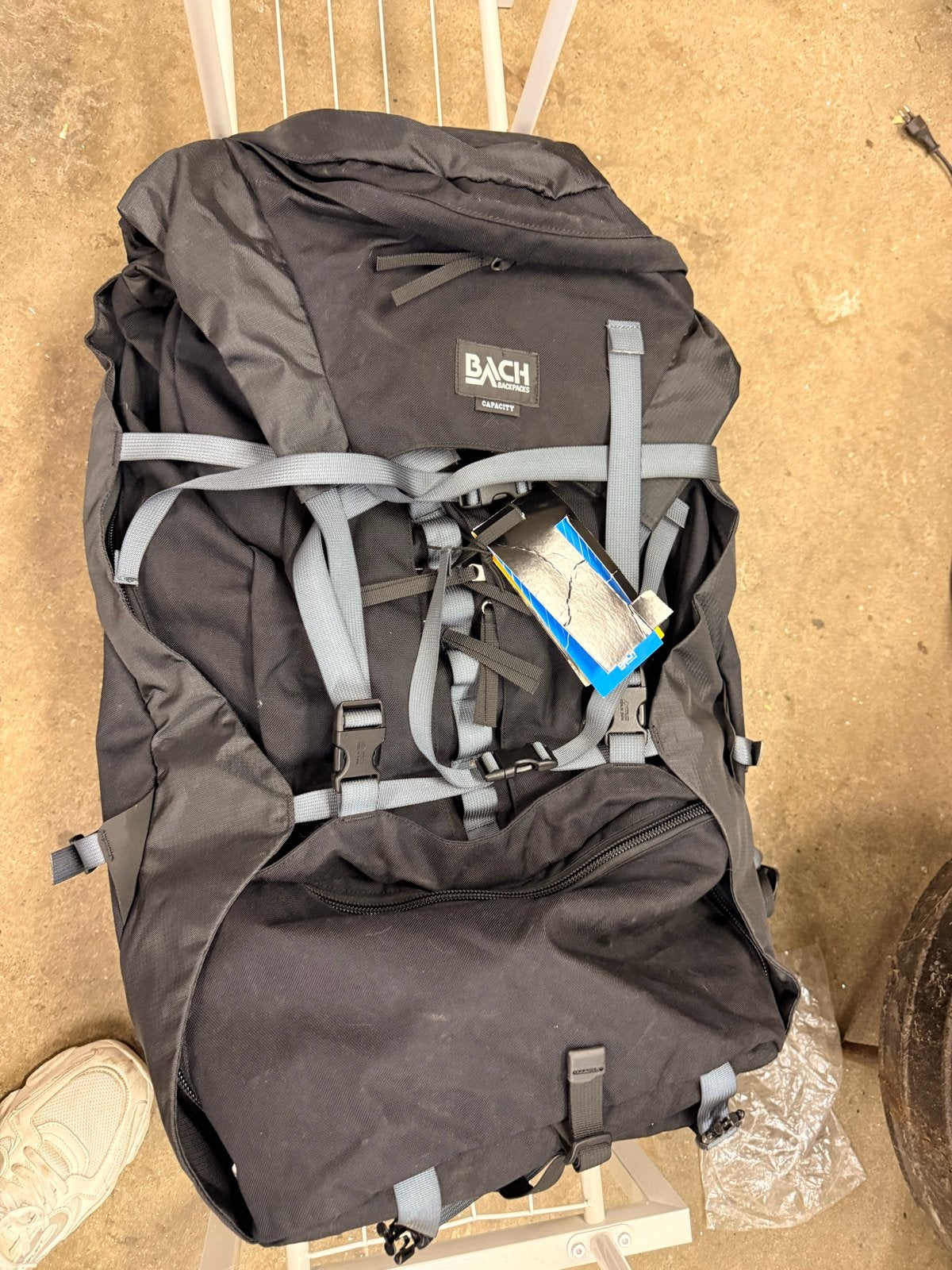 Nieuwe Bach Backpacks rugzak met regenhoes, 25 tot 40 cm, Nieuw, Trekking, 60 cm of meer