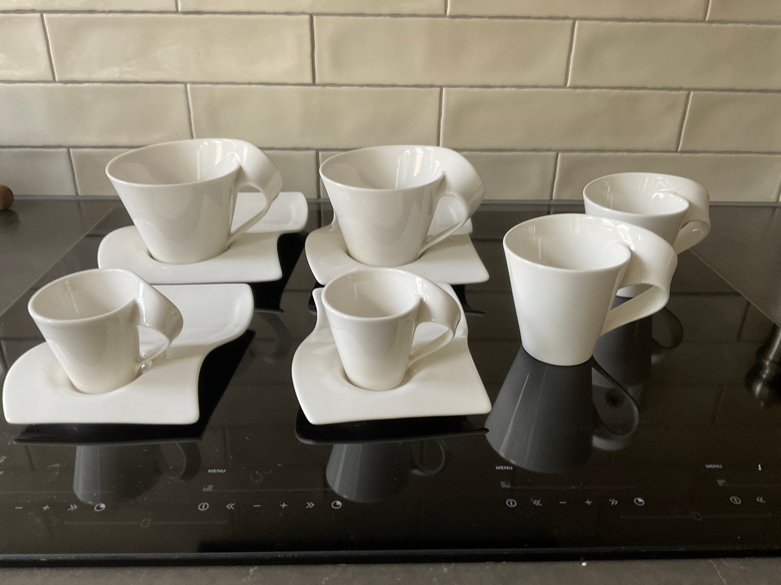 Villeroy en Boch New Wave kop en schotels diverse maten (6), Ophalen of Verzenden, Zo goed als nieuw, Overige stijlen, Kop(pen) en/of Schotel(s)