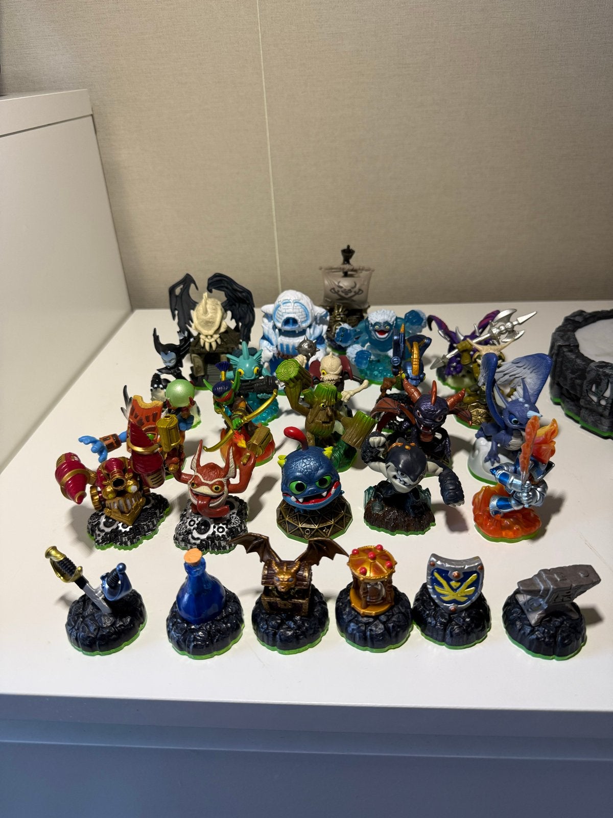 Grote Skylanders Spyro's Adventure collectie met portal, Spelcomputers en Games, Games | Nintendo Wii, Avontuur en Actie, Gebruikt