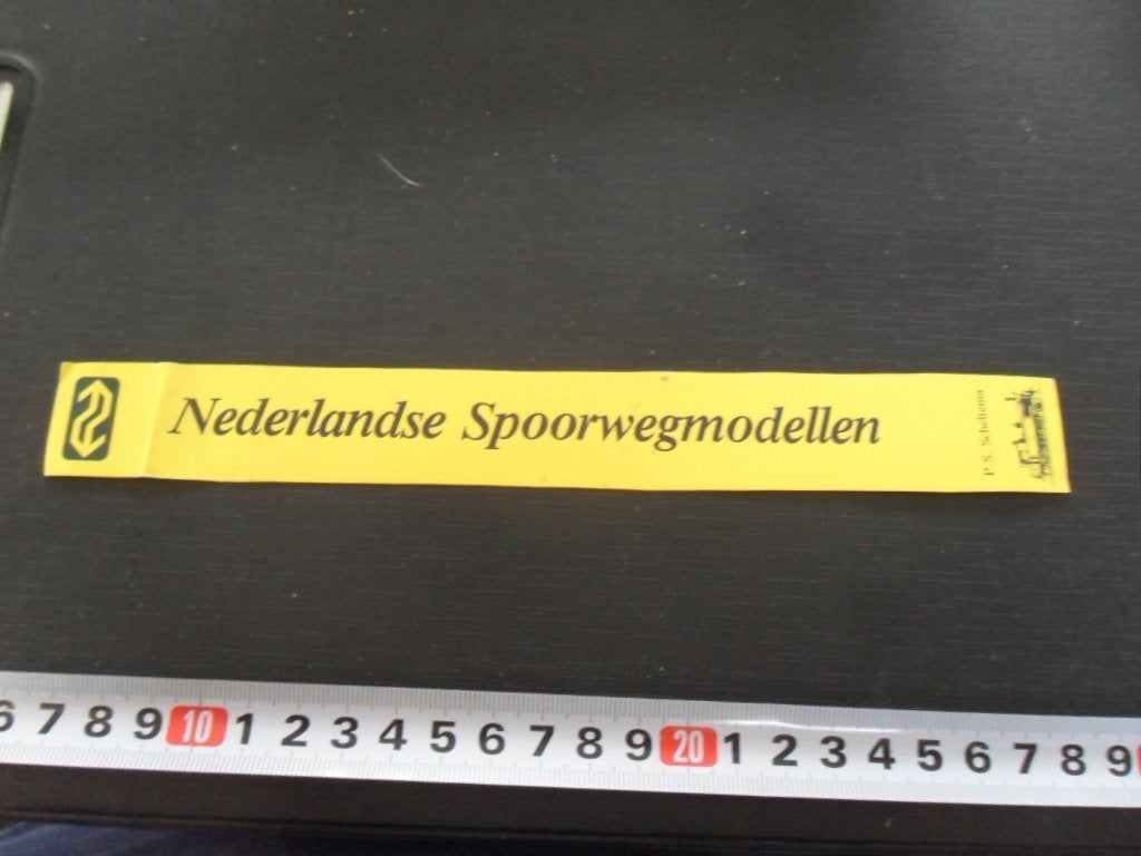 sticker NS Nederlandse Spoorwegmodellen P.S. Scheltema, Verzamelen, Ophalen of Verzenden, Zo goed als nieuw