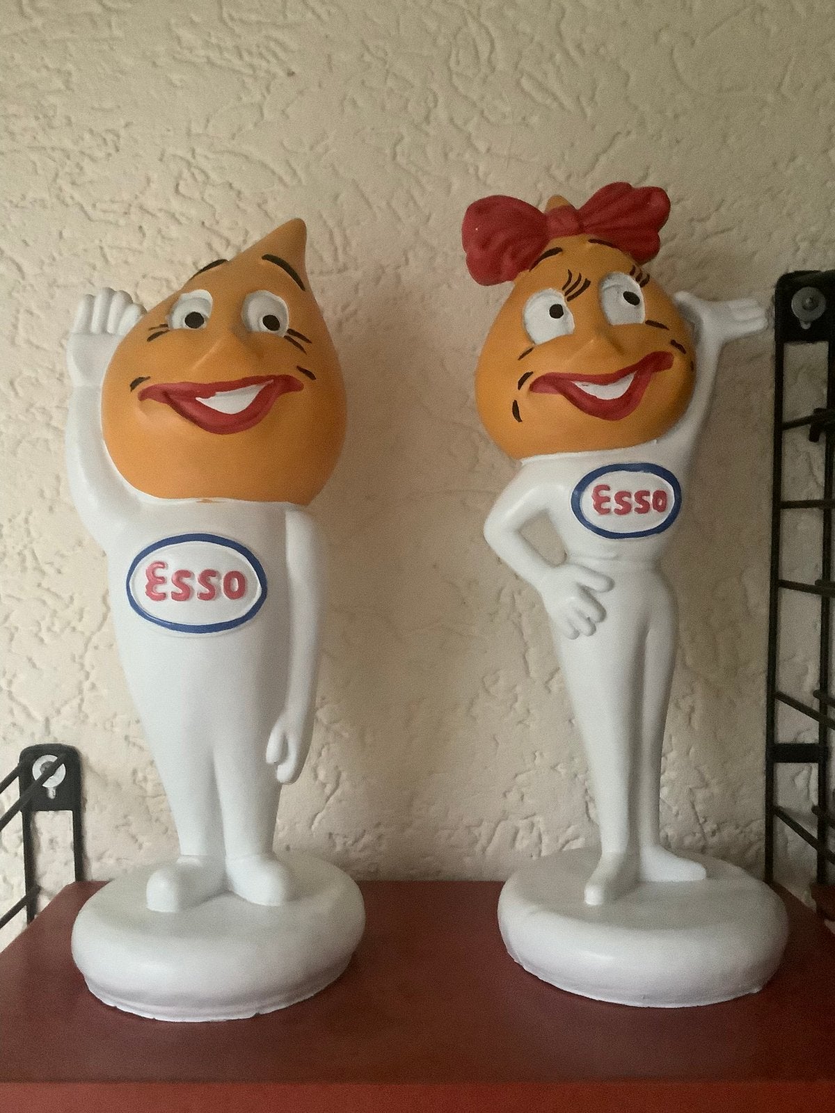 Mr. en Mrs. Esso oil drops Esso mascottes, Ophalen of Verzenden, Zo goed als nieuw