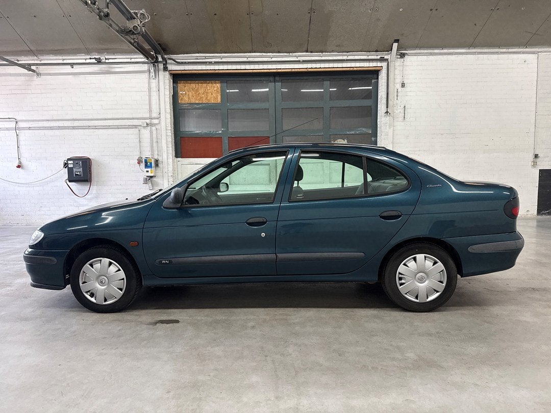 Renault Mégane 1.6e RN | Trekhaak, Auto's, ABS, Gebruikt, 4 cilinders, Origineel Nederlands