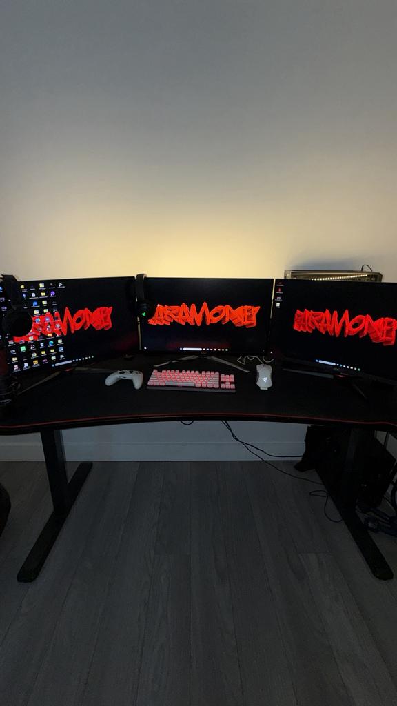 Complete Gaming Setup Triple Monitor professioneel gebouwd, Ophalen of Verzenden, Zo goed als nieuw, Gaming, SSD
