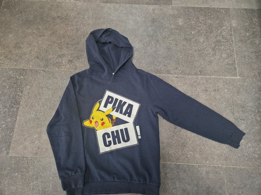 NAME IT trui, Pikachu pokomon, maat 134/140, Kinderen en Baby's, Kinderkleding | Maat 134, Trui of Vest, Ophalen of Verzenden