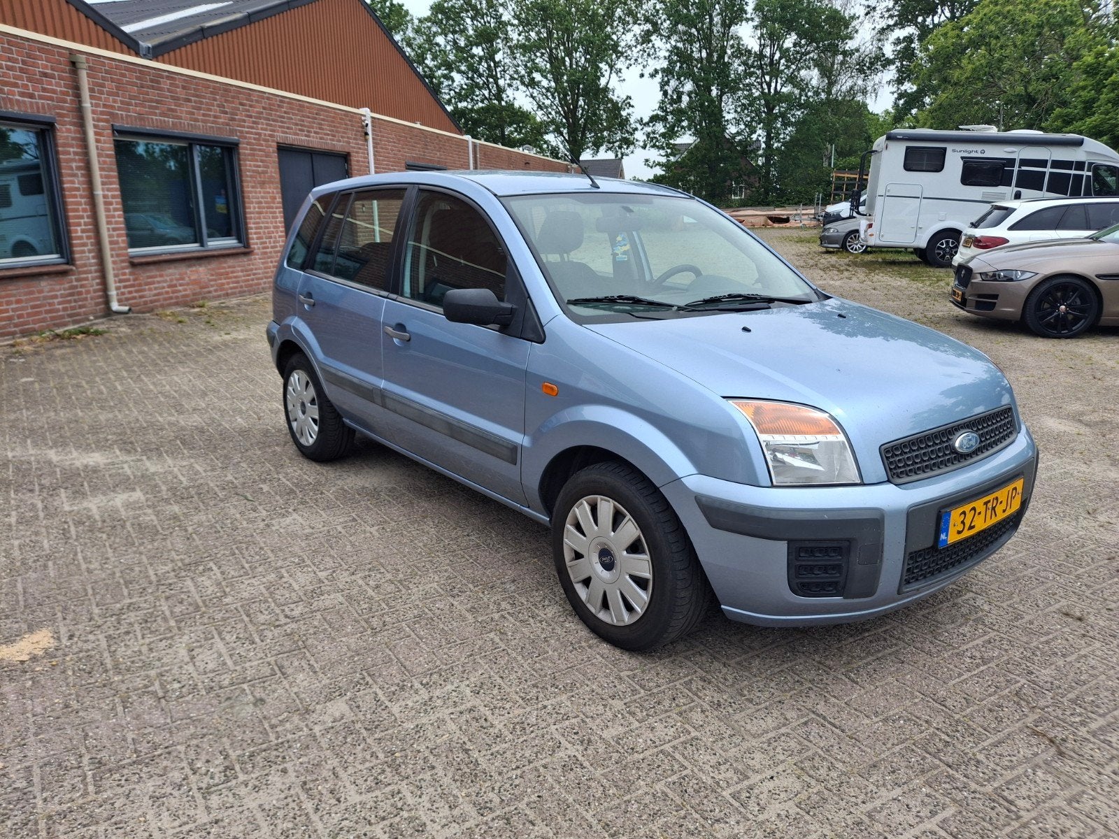 Ford Fusion 1.4 16V 2007 apk 03-27 veel onderhoudshistorie, Voorwielaandrijving, Blauw, 49 €/maand, Grijs