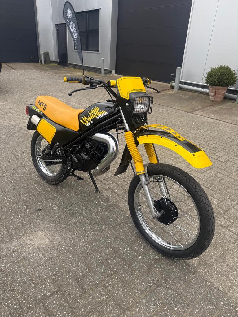 Honda mt 8 gezocht met kenteken, Fietsen en Brommers, Brommers | Honda, Ophalen of Verzenden, Zo goed als nieuw, MT