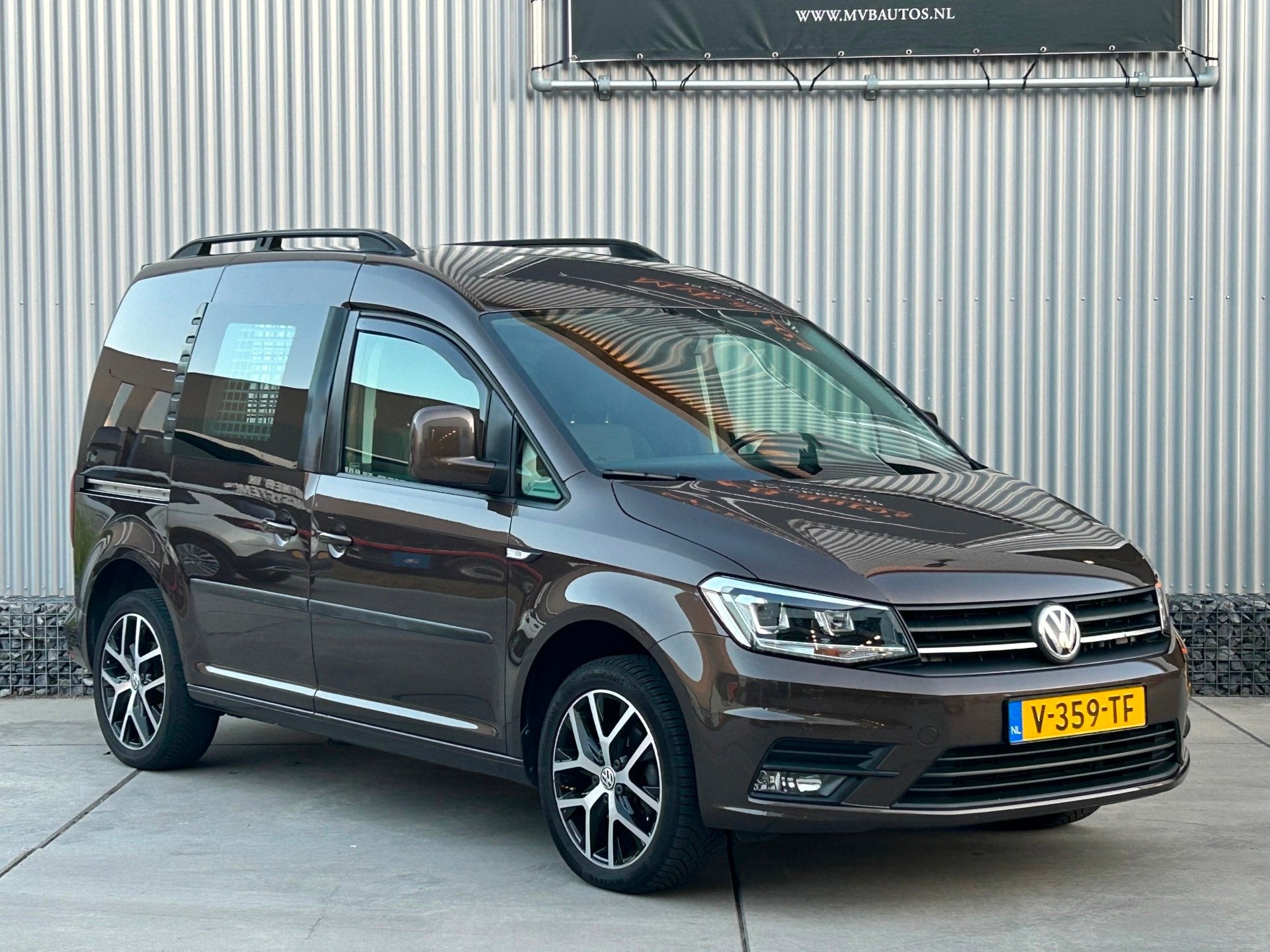 Volkswagen Caddy 2.0 TDI L1H1 BMT Exclusive Edition, DSG aut, Navigatiesysteem, Stof, Gebruikt, Euro 6
