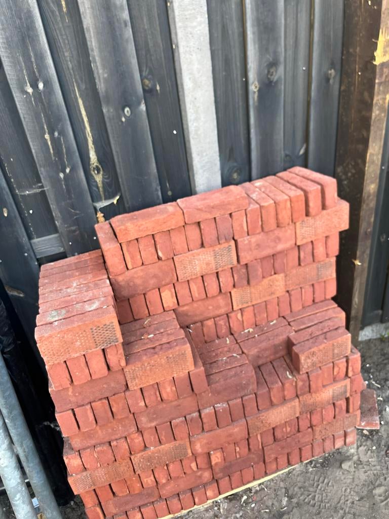 Wienerberger Dommelrood metselstenen - ca. 374 stuks, Ophalen, Gebruikt, Bakstenen