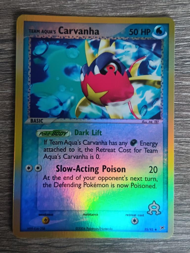 Team Aqua's Carvanha rev. holo EX Team Magma vs Team Aqua, Ophalen of Verzenden, Zo goed als nieuw, Losse kaart, Foil