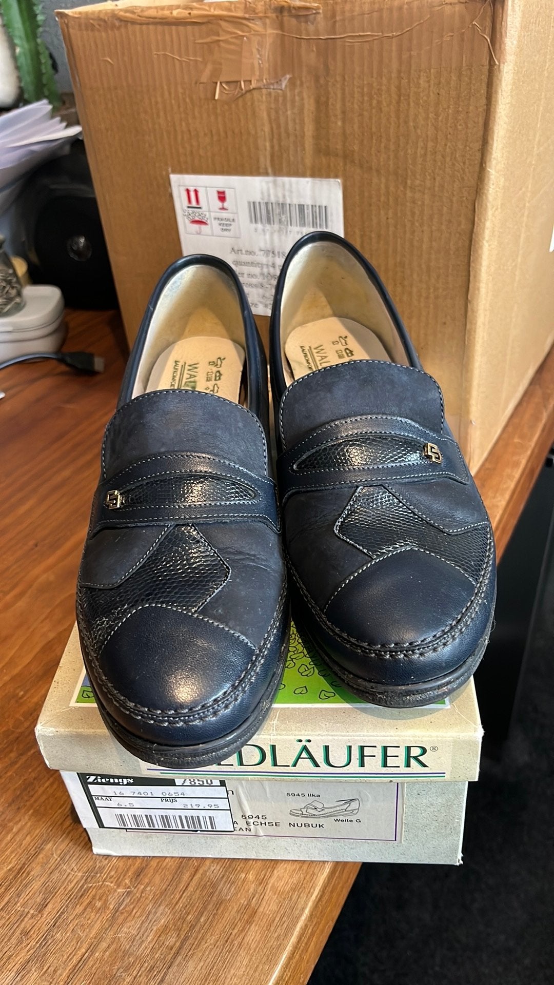 Gratis Waldlaufer schoenen 39, Ophalen, Blauw, Zo goed als nieuw, Espadrilles of Moccasins