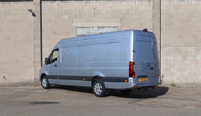 Mercedes-Benz Sprinter 319 CDI | AUT. | L4 H2 | PRO | DISTRO, Auto's, Automaat, Achterwielaandrijving, Euro 6, 2800 kg