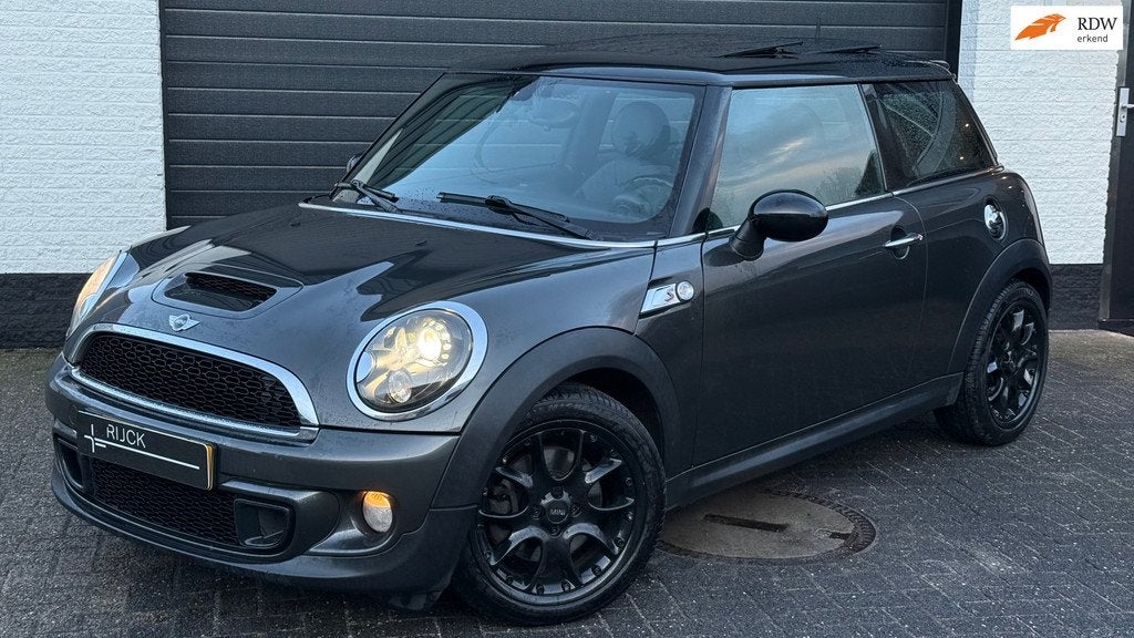 Mini Mini Cooper S 1.6 Pepper | Pano | Leder | Navi | Xenon, Auto's, Mini, Euro 5, Gebruikt, Zwart, 4 cilinders