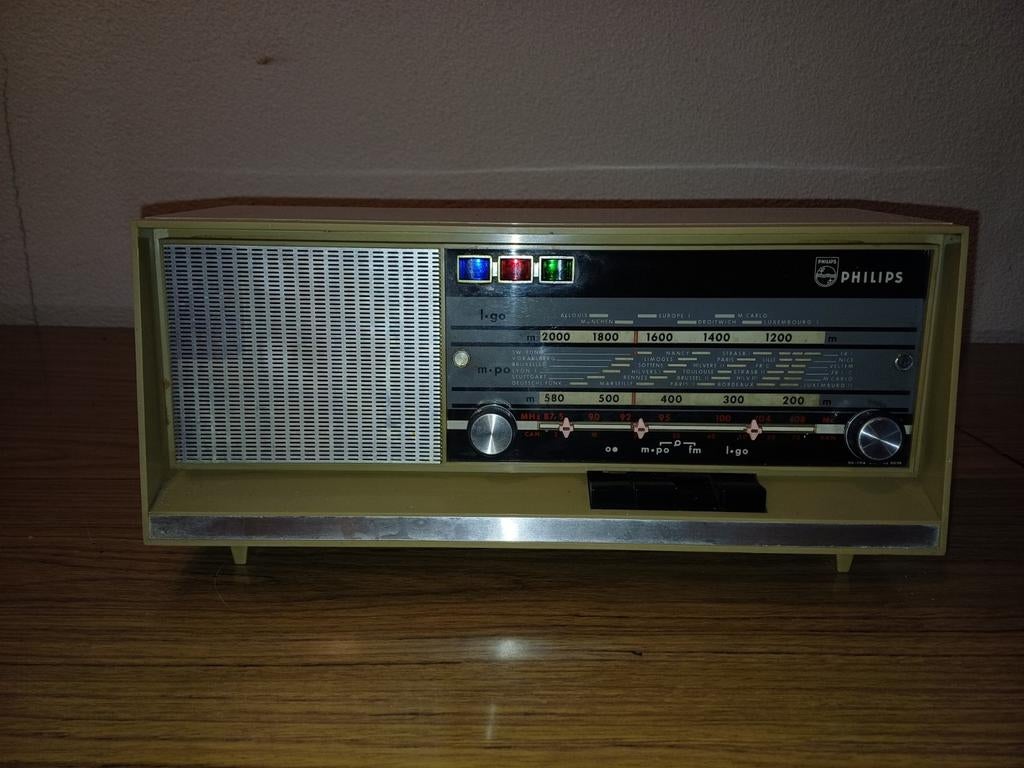 Philips 22RB261 buizenradio, Audio, Tv en Foto, Radio's, Ophalen of Verzenden