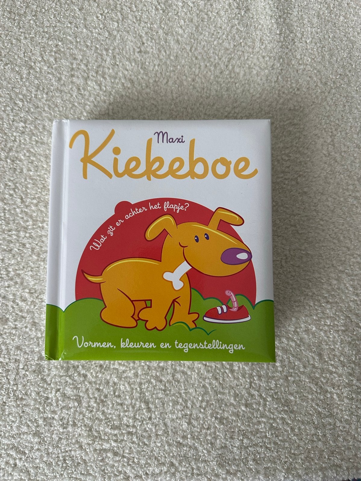 Maxi Kiekeboe: Vormen, kleuren en tegenstellingen, Boeken, Ophalen of Verzenden, Zo goed als nieuw, Uitklap-, Voel- of Ontdekboek