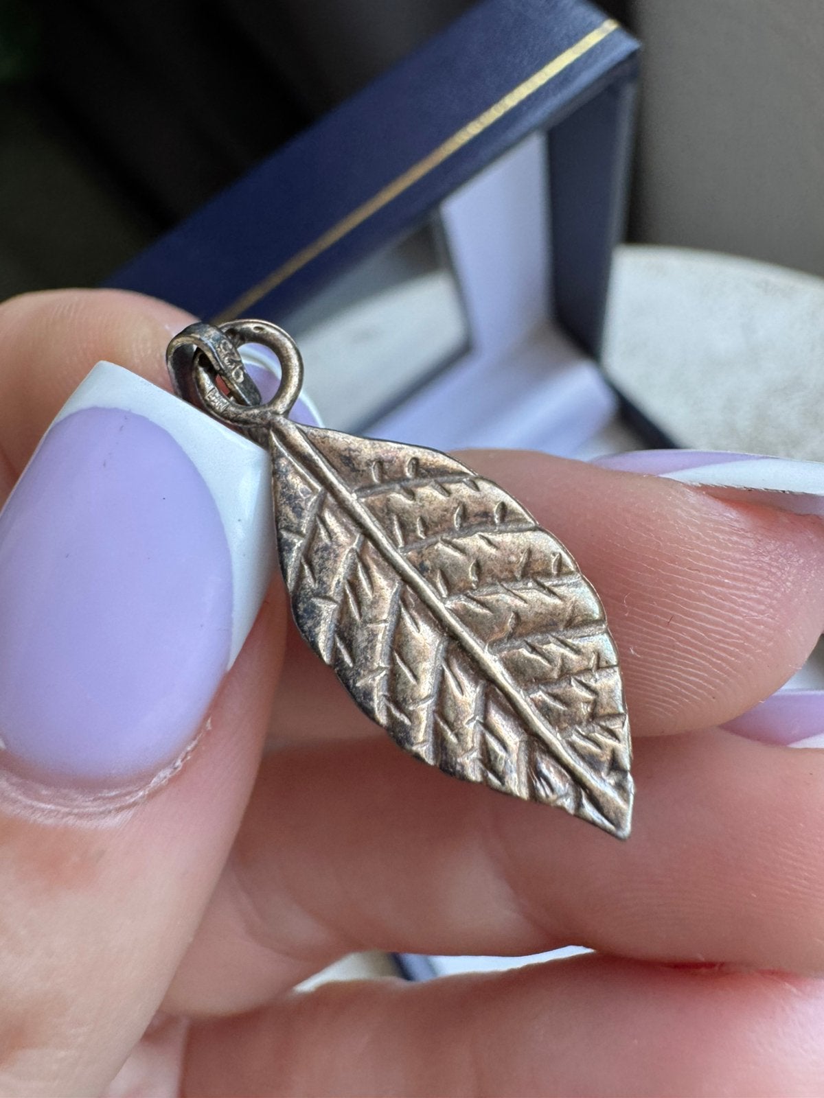 vintage silver leaf pendant, Verzenden, Zo goed als nieuw, Zilver
