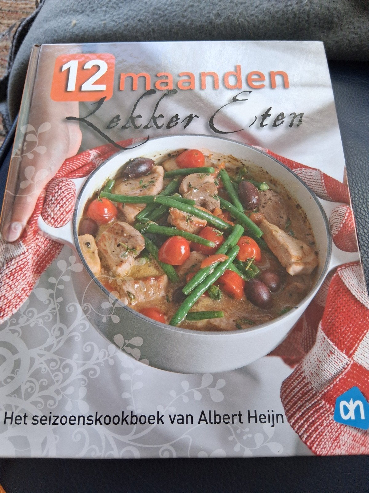 12 maanden Lekker Eten, Boeken, Voorgerechten en Soepen, Albert Heijn, Ophalen of Verzenden, Zo goed als nieuw