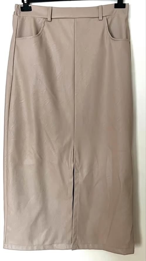 Azzurro lederlook lange rok maat 40[dm], Maat 38/40 (M), Beige, Ophalen of Verzenden, Zo goed als nieuw