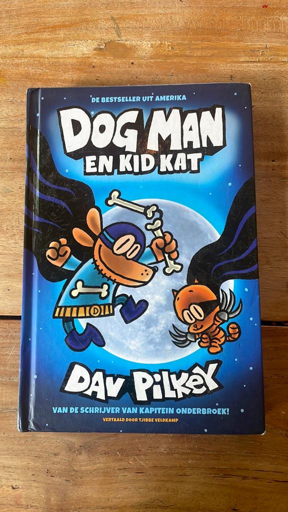 Dav Pilkey - Dog Man en Kid Kat, Boeken, Kinderboeken | Jeugd | onder 10 jaar, Fictie algemeen, Ophalen of Verzenden, Zo goed als nieuw