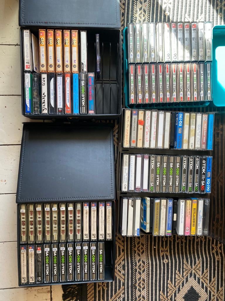 Aantal koffers cassettebandjes, Gebruikt, -, 2 t/m 25 bandjes, Ophalen of Verzenden