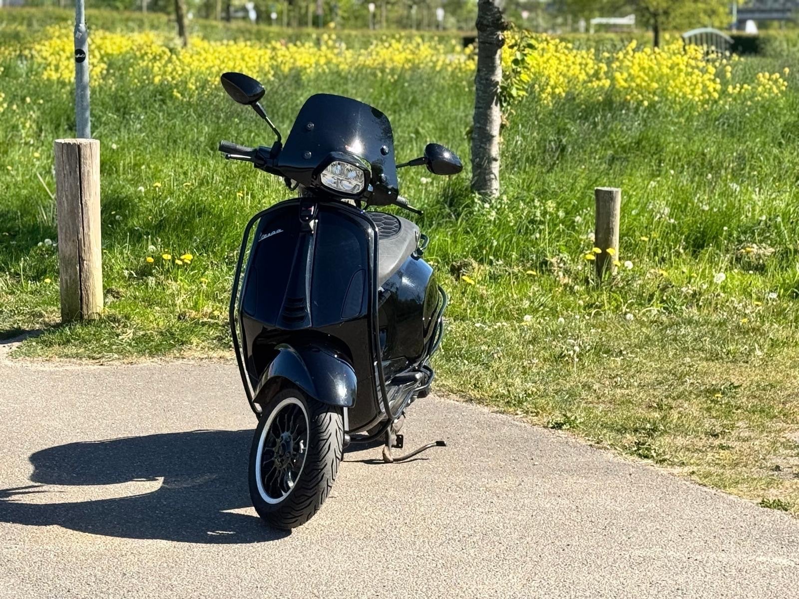Piaggio Vespa Sprint 50 - Zwart - in goede staat!, Fietsen en Brommers, Gebruikt, Overige modellen, Maximaal 45 km/u, Ophalen of Verzenden