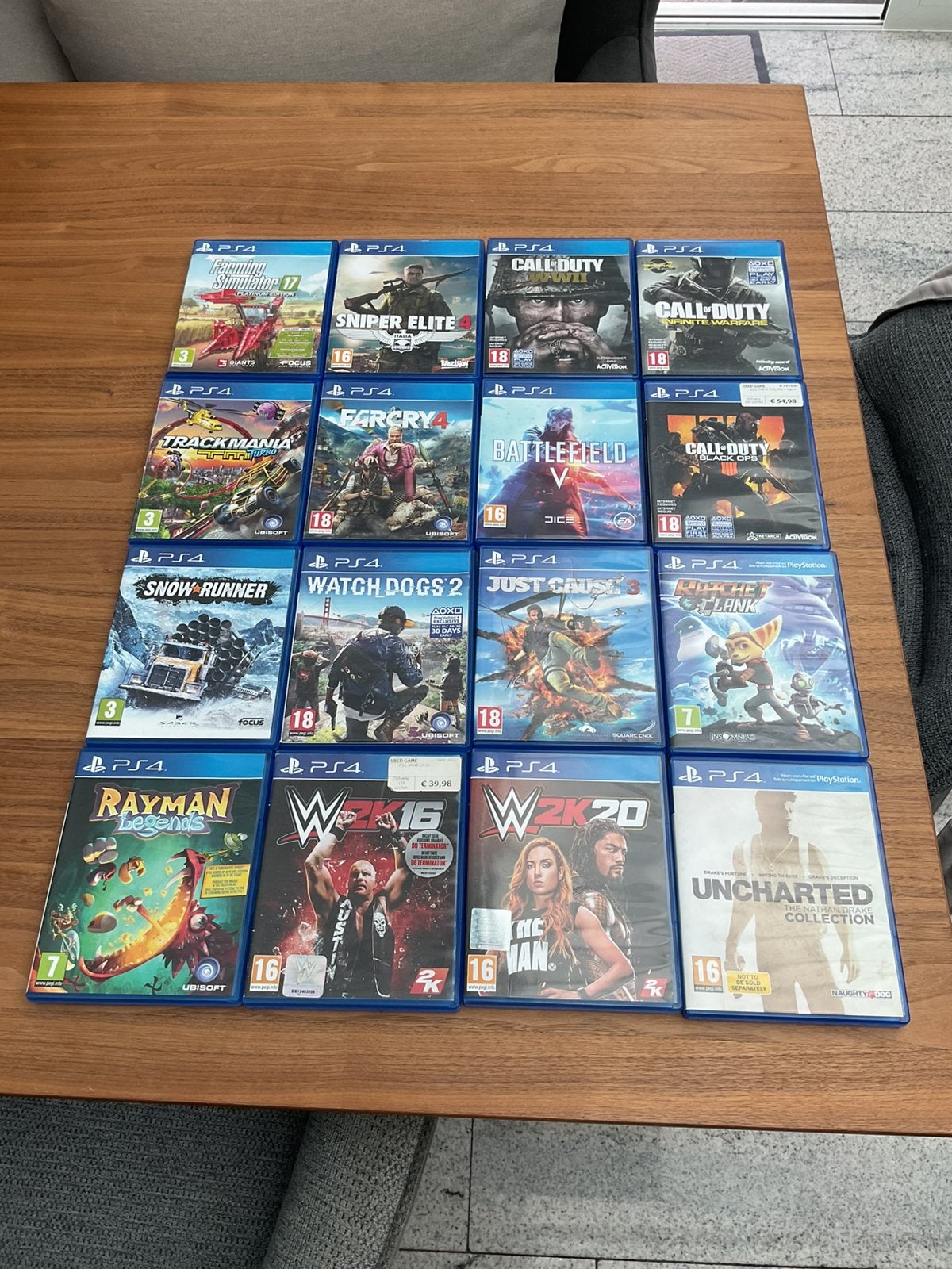 PlayStation 4 spellen zijn los apart per stuk te koop, Ophalen, Zo goed als nieuw, Met 1 controller
