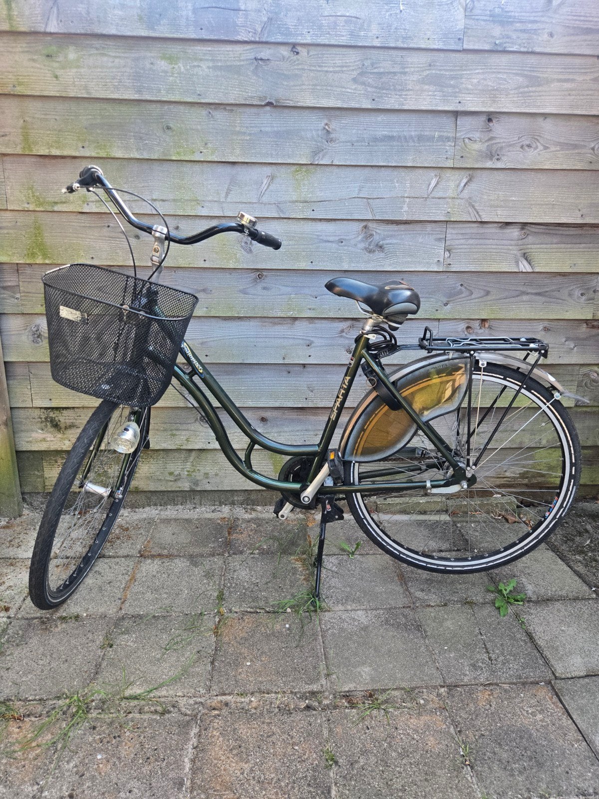 Sparta fiets met mand - Achterlicht werkt niet, Fietsen en Brommers, Fietsen | Dames | Damesfietsen, Ophalen, Terugtraprem, Sparta