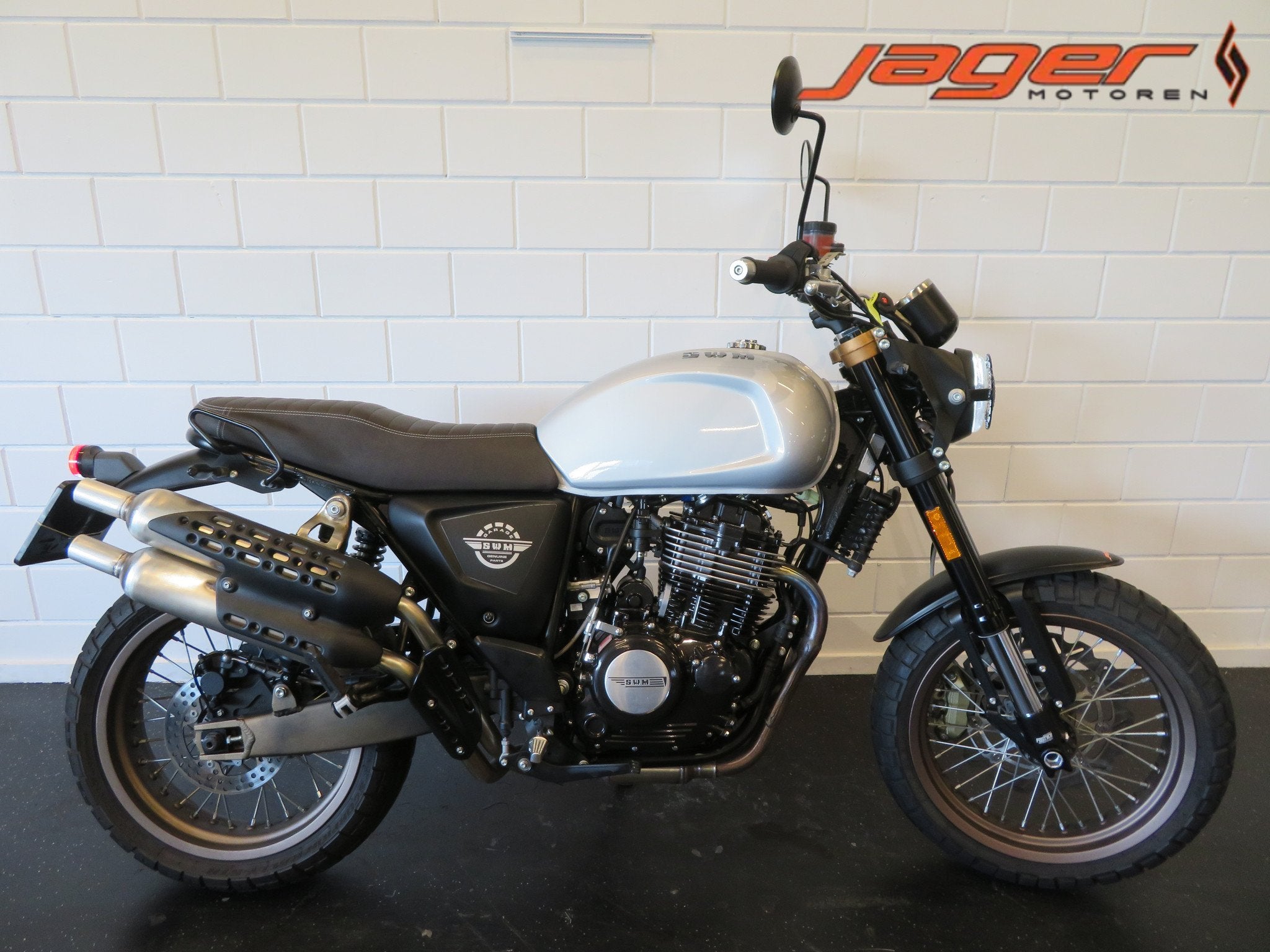 Swm GRAN MILANO OUTLAW 500 SUPERSTRAK! (bj 2019), SWM, Bedrijf, Naked bike