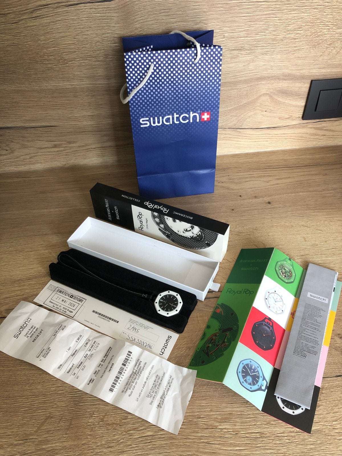 Swatch X AP Ocho Negro, Sieraden, Tassen en Uiterlijk, Horloges | Dames, Ophalen of Verzenden, Zo goed als nieuw, Zakhorloge, Swatch