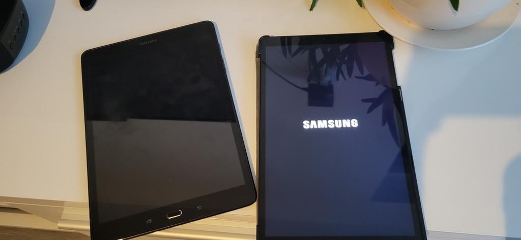 2 Samsung Galaxy Tab A tablets, Computers en Software, Android Tablets, Ophalen of Verzenden, Samsung, 16 GB, Wi-Fi en Mobiel internet