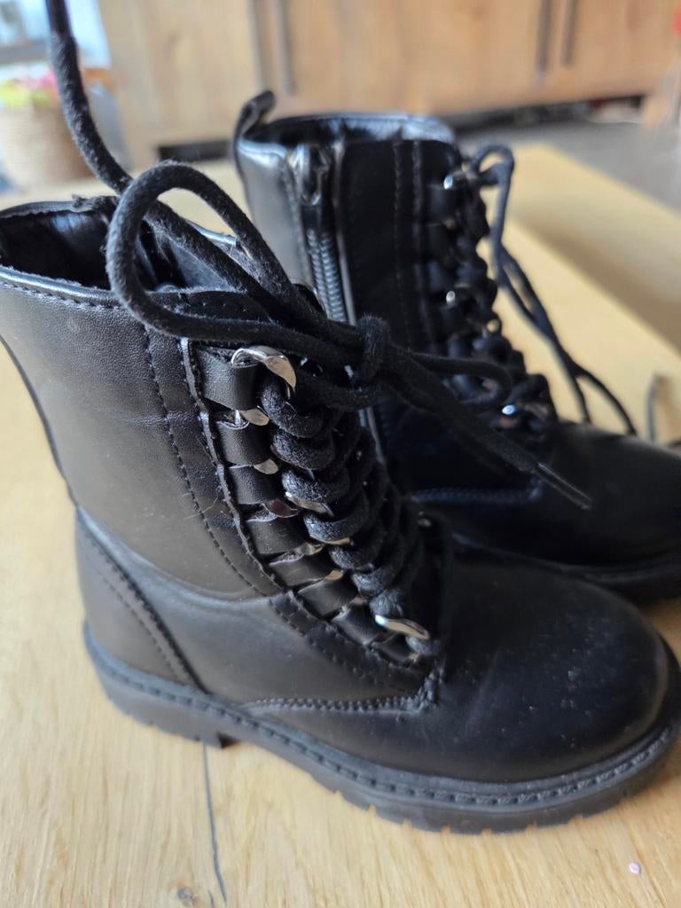 Nieuwe stoere zwarte laarsjes maat 24, Ophalen of Verzenden, Nieuw, Laarzen