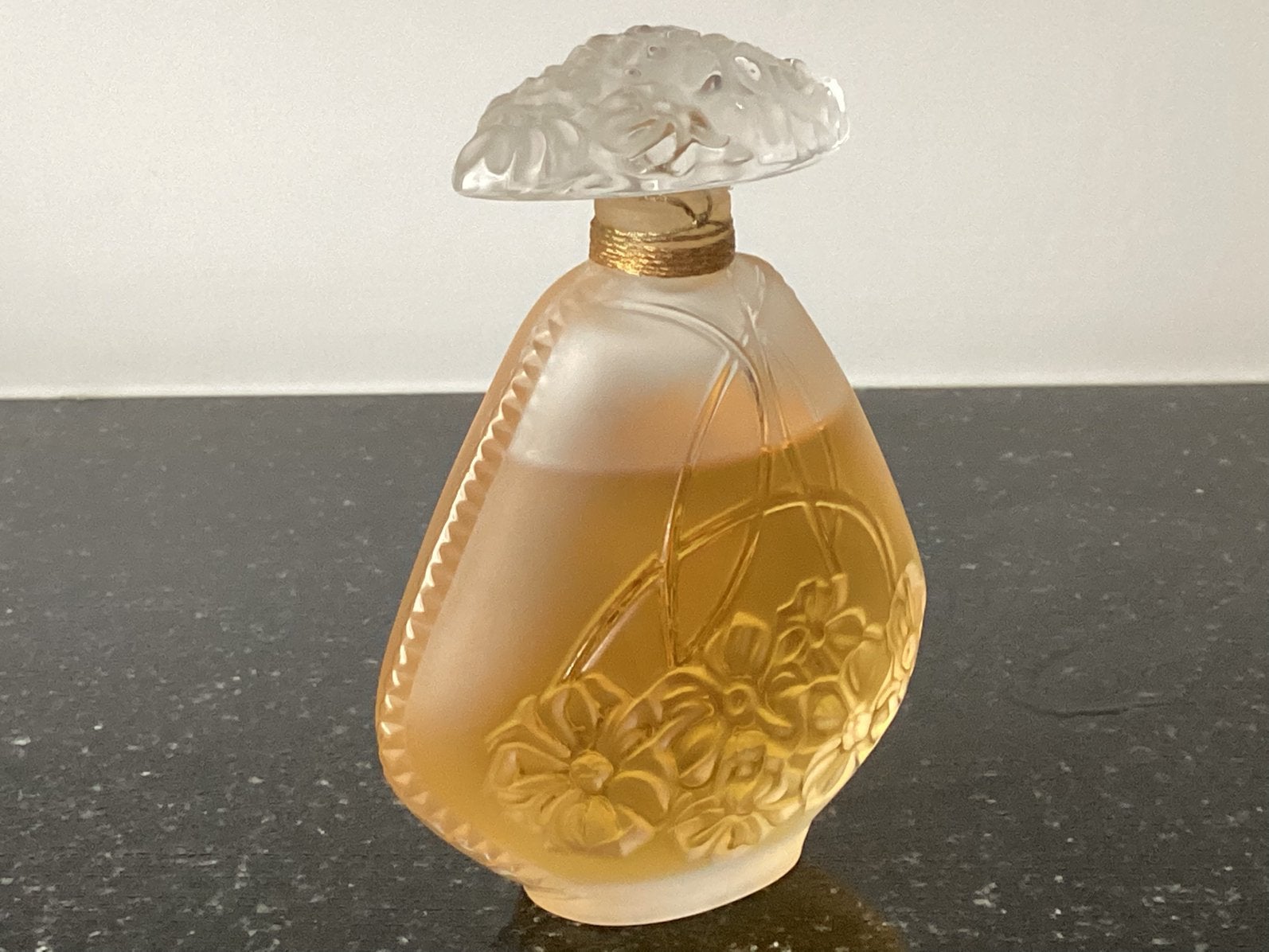 Parfumfles Lalique., Ophalen of Verzenden