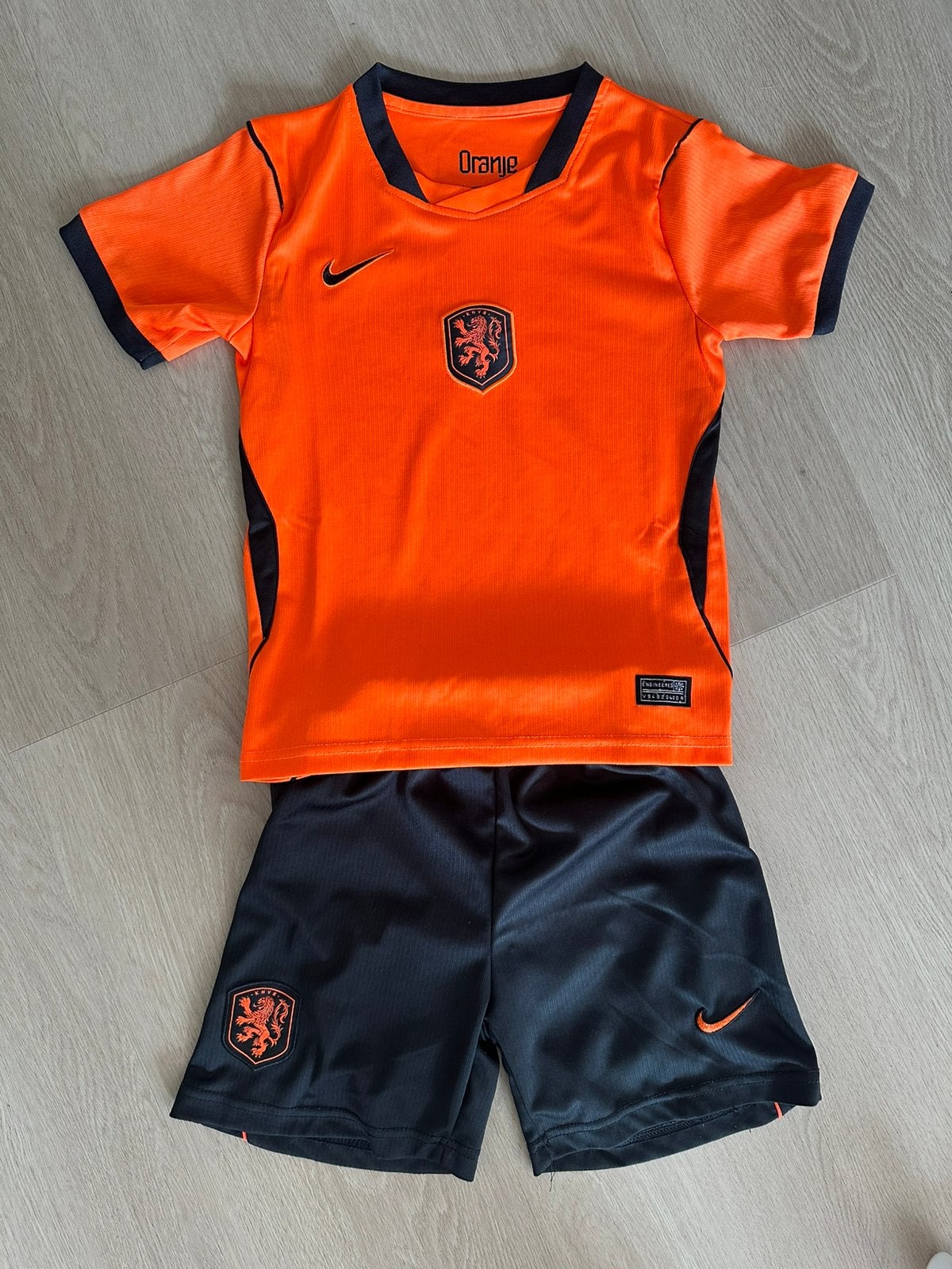 Nederlands elftal WK kindersetje shirt en broekje, Ophalen, Nieuw, Overige binnenlandse clubs, Shirt