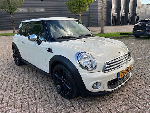 Mini 3-Deurs 1.6 One Bns Line NAVI CRUISE AIRCO NAP!, Auto's, Euro 5, Stof, 4 cilinders, 4 stoelen