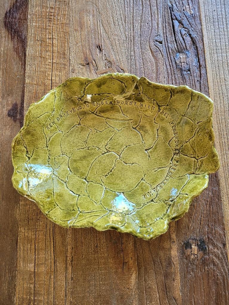 Handgemaakte schaal keramiek met Bijbeltekst, 35 cm x 29 cm, Tuin en Terras, Vogelhuisjes en Vogelbaden, Ophalen, Nieuw